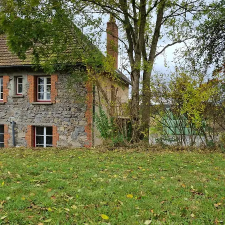 Le Montaurier Apartment Combrailles Exterior photo